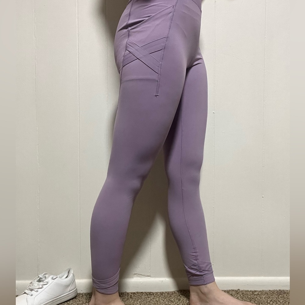 Purple leggings
